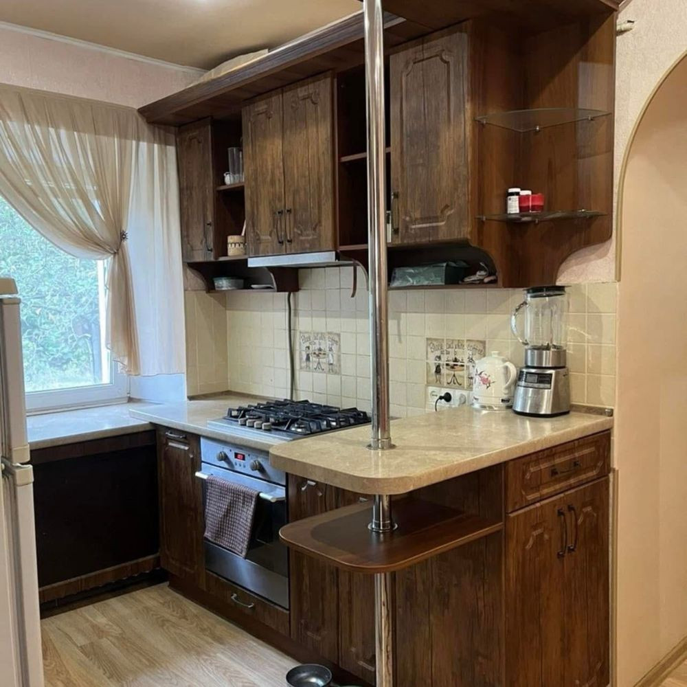 Центр с местом для авто Полтава - изображение 8