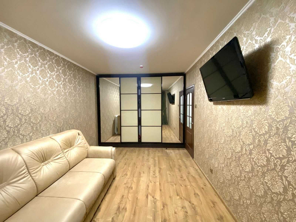 ЖК Еврика, Здановської 81-Б, поруч Лікоград Венеція Виставковий центр Київ - зображення 1