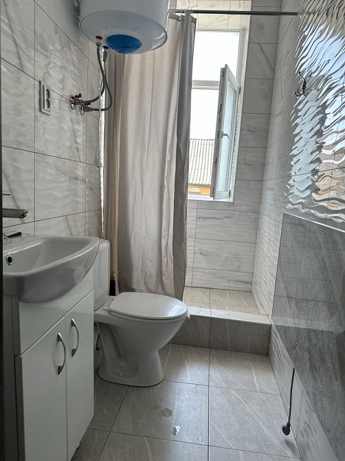 Приватизована квартира,з власним входом під салон,або офіс,бізнес Умань - изображение 6