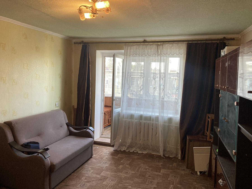 Продається 1-кімнатна квартира в центрі Полтава - зображення 1