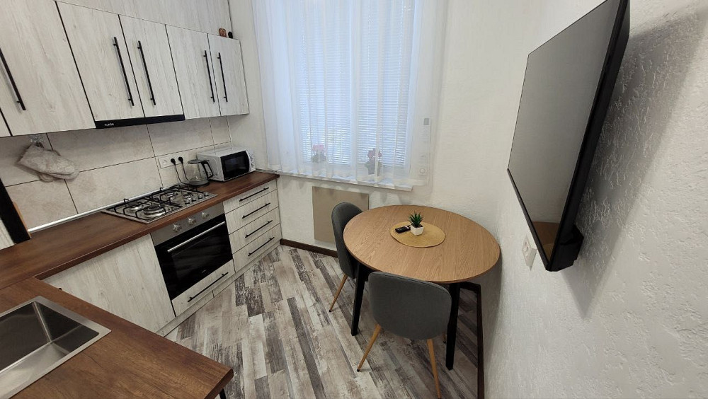 Продам 2 ком с АВТОНОМНЫМ отоплением и раздельними комнатами Кам`янське (Запорізька обл.) - зображення 3