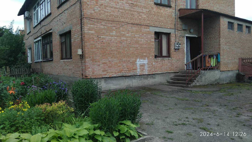 Продаж 3кімнатної квартири з АО в центрі с.Дрозди, Білоцерківський р-н Дроздынь (Ровенская обл.) - изображение 7