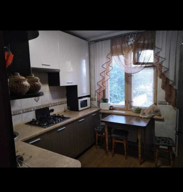 Продаж 3кімнатної квартири з АО в центрі с.Дрозди, Білоцерківський р-н Дроздынь (Ровенская обл.) - изображение 3