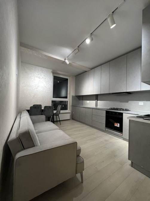 Чудова 1,5 кімнатна квартира Ужгород - зображення 1