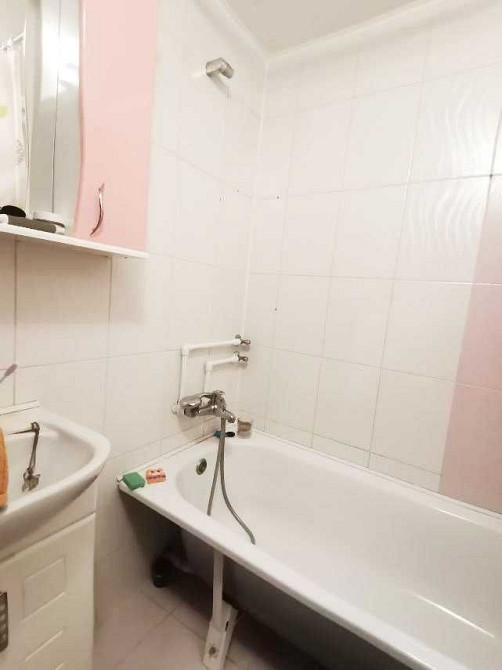 продаж 2-к квартири в Бородинському мкрні Запоріжжя - зображення 7