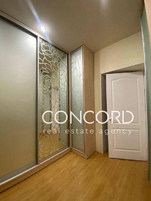 ЦЕНТР! Поділ. Метро Тараса Шевченка. Продам 3к Юрківська вул., 36/10 Киев - изображение 6