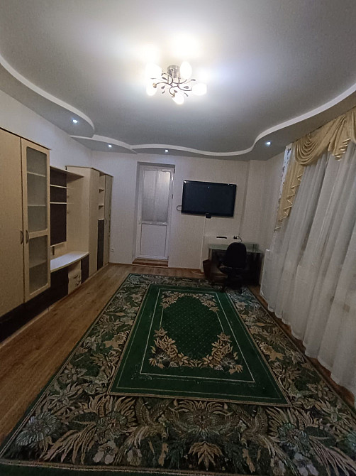 Гарна 1 кім квартира біля метро Лівобережна! Киев - изображение 6