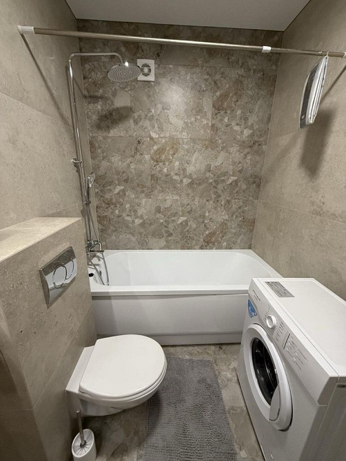 Оренда 2 к новобудови неподалік з Ліцеєм 8 березня Ужгород - зображення 6