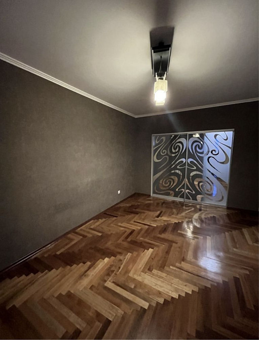 Продаётся 2 комн. квартира по ул. Товарищеская  на Бородинском. Запоріжжя - зображення 5