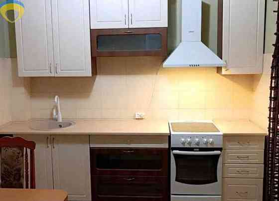 Продається 1-кімнатна квартира 40м2 на проспекті Небесної Сотні! Одеса