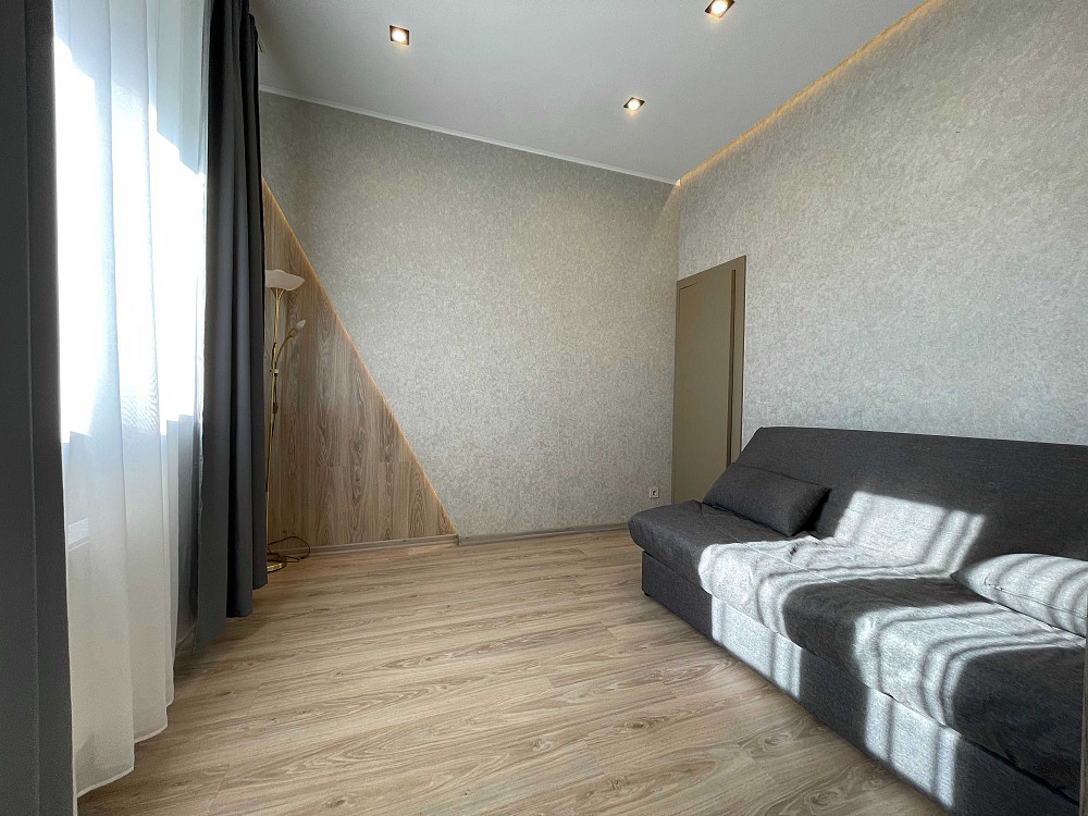 Без ком. 3 кім. 95 м2 . Петропавлівська Борщагівка , вул. Черкаська 10 Петропавлівська Борщагівка - зображення 6