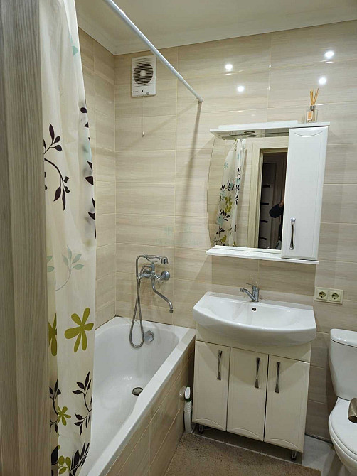 Квартира поруч з Податковим університетом Ирпень - изображение 7