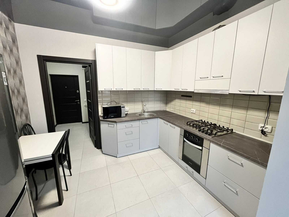 Аренда 1 комн квартиры Новострой ЖК Днепровская Брама Слобожанское - изображение 1