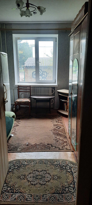 продам 1 кімнату в 2-х кімн. квартирі , без ремонту Луцьк - зображення 1