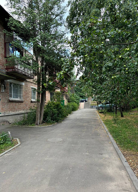 З кімнатна квартира в центрі Ірпеня Ирпень - изображение 1