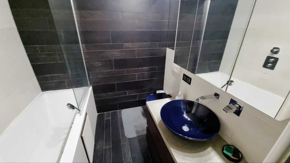 Двухкомнатная с авторским ремонтом и мебелью на Краснова - 85 метров Одеса - зображення 6