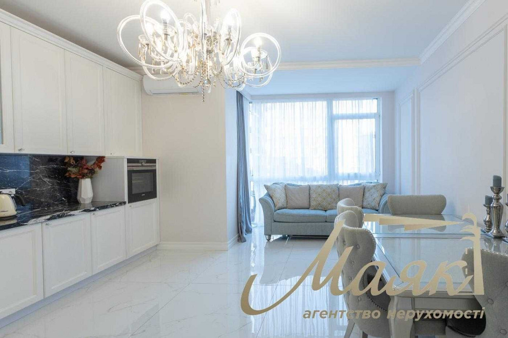 Продаж квартири 105м2, невисокий поверх, ЖК Французький квартал2/usdt. Киев - изображение 1