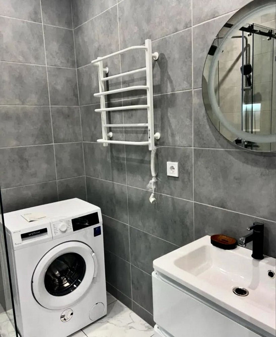 Оренда однокімнатної квартири на Щасливому! Ровно - изображение 2