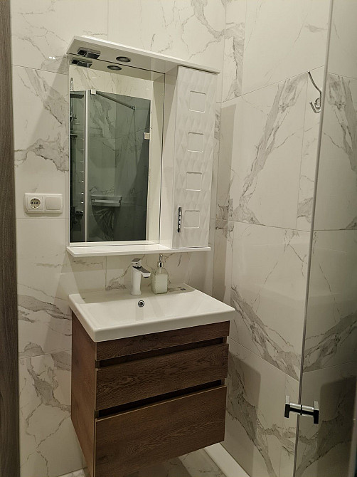 Двокімнатна квартира в центрі Старого міста Каменец-Подольский - изображение 3