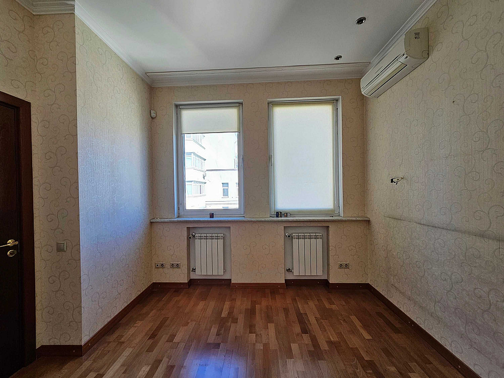 Простора двокімнатна квартира в центрі по вул. Саксаганського 121 Киев - изображение 7