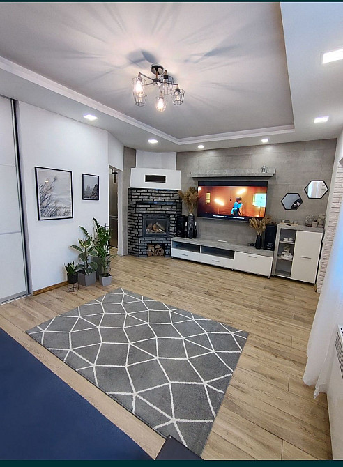 Оренда 2 к-ної квартири з власним подвір’ям Львів - зображення 8