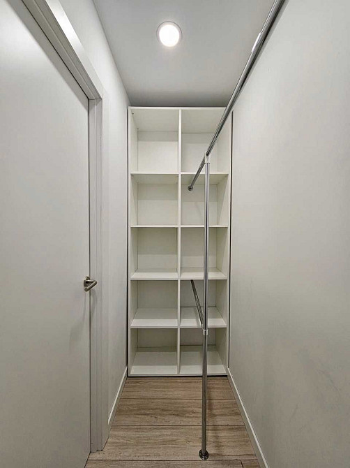 Пропонується трикімнатна кімнатна квартира Студія 65m2 з ремонтом Киев - изображение 3