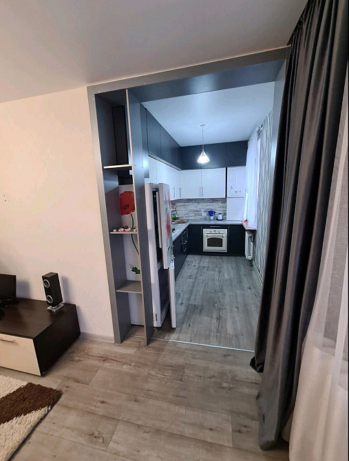 Продам шикарную 4-х ком. квартиру СТАЛИНКА с мебелью и техникой. Кам`янське (Запорізька обл.) - зображення 3