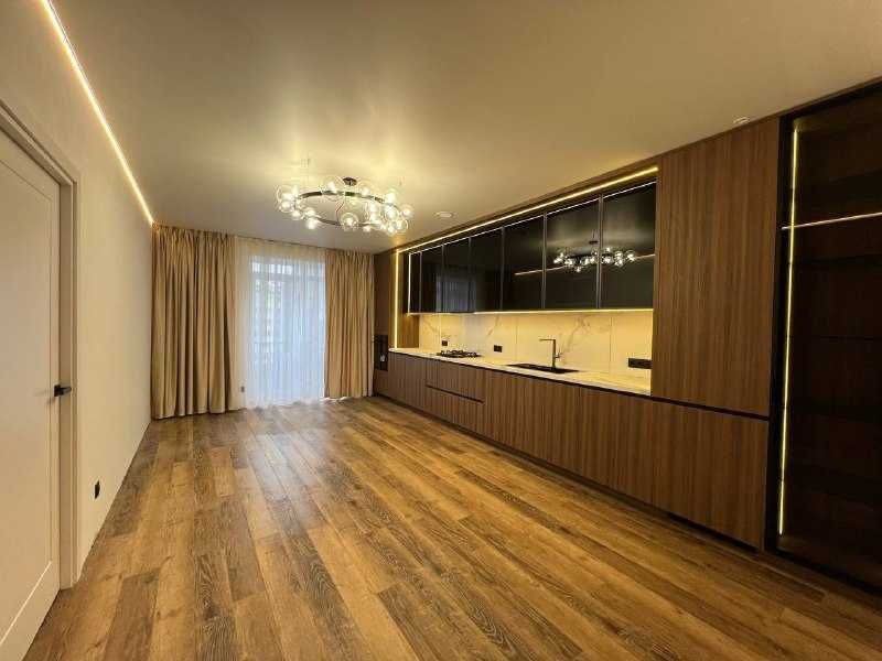 Продаю 2к.квартиру в центрі міста Ивано-Франковск - изображение 1