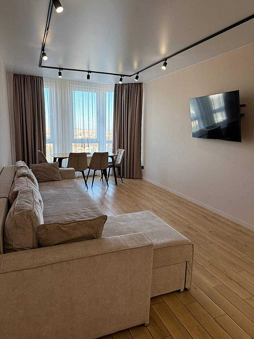 Оренда 3-к квартира в ЖК "Парус Сіті"
Кульпарківська Франківський р-н Львів - зображення 1