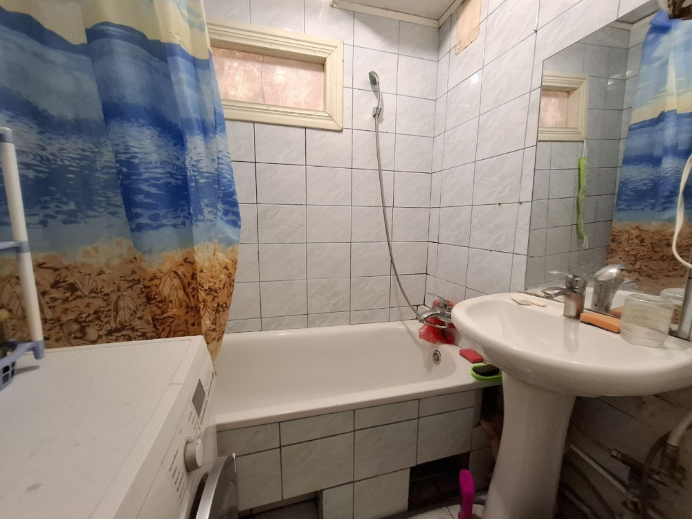 3-кімн. Чешка. Вул. Комарова / Район Парк Жовтневий Черновцы - изображение 4