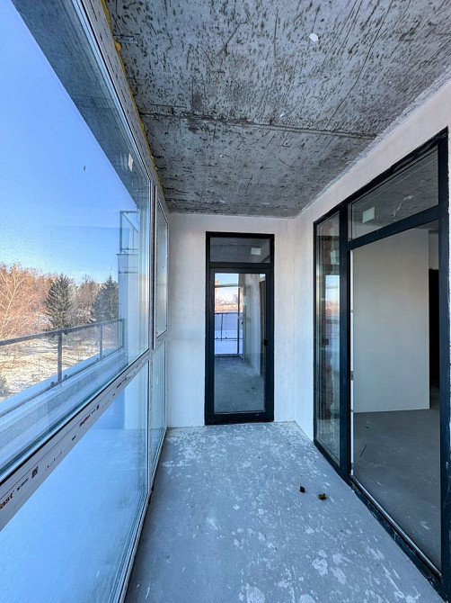 Неповторна квокімнатна квартира в центрі з балконом та терасою Рівне - зображення 4