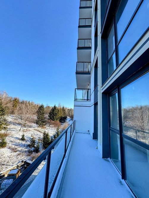 Неповторна квокімнатна квартира в центрі з балконом та терасою Рівне - зображення 1