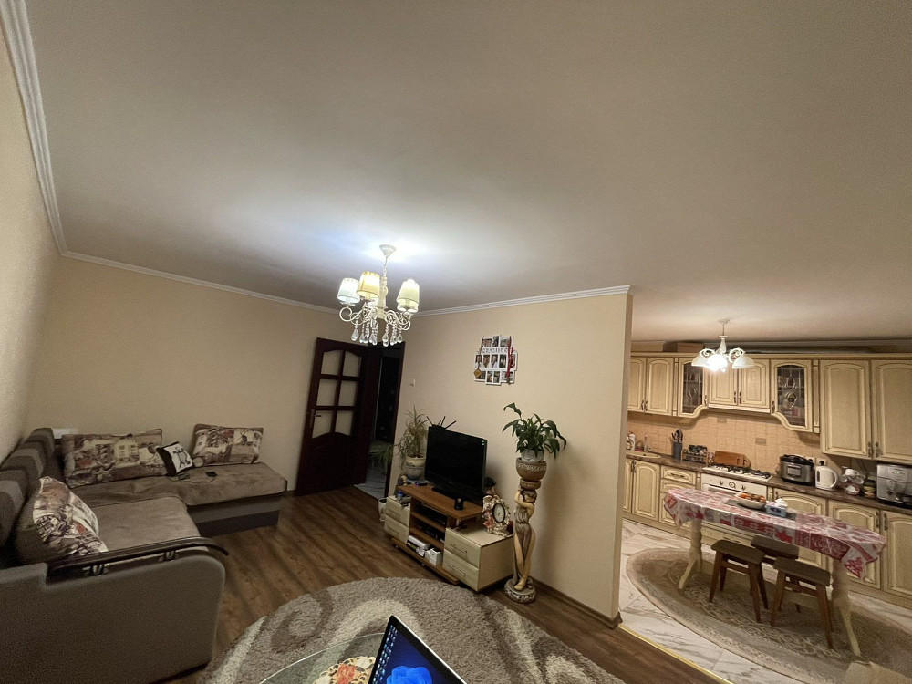 Продається 3 кімн кв по вул. Грушевського Ужгород - изображение 8