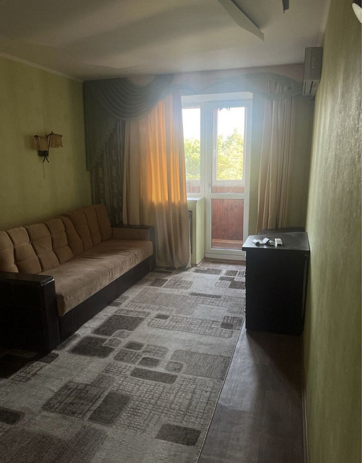 Реальная 2-ка на Холодной Горе, Полтавский Шлях 155 Харків - зображення 1