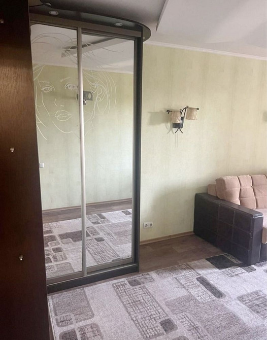 Реальная 2-ка на Холодной Горе, Полтавский Шлях 155 Харків - зображення 2