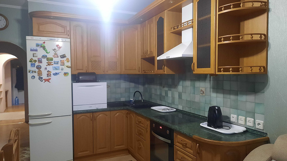 Здам 1 кімнатну  вул. М.Токарева,5(Вузівська), Севастопольська пл. Київ - зображення 1