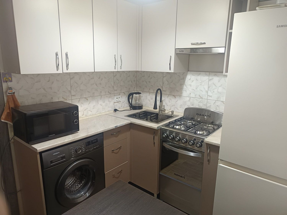 Оренда квартири 2-кімнатна Івано-Франківськ - зображення 1