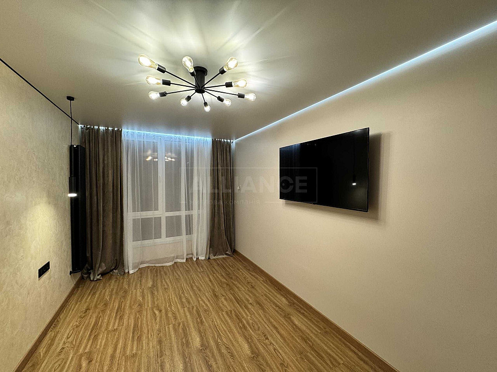 Сучасна велика 1 кім. квартира з якісним ремонтом та меблями Ивано-Франковск - изображение 8