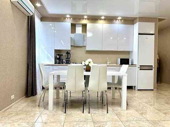 Центр возле театра 3 комнатная квартира вашей мечты.ТОРГ. Полтава