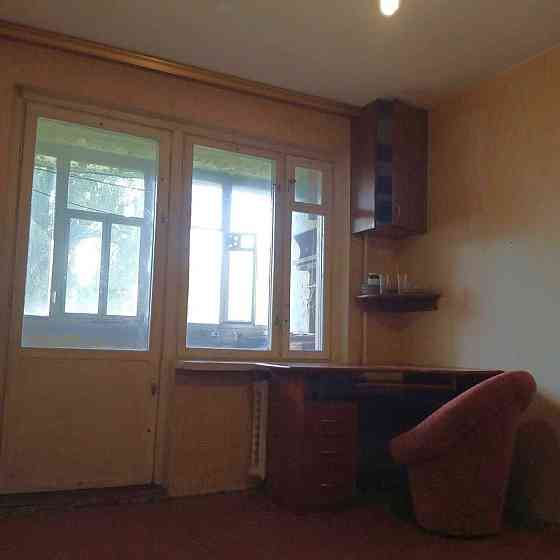 Миколи Руденка Кольцова 15 а 3-кімн. квартира  Без комісіїдля покупця Киев