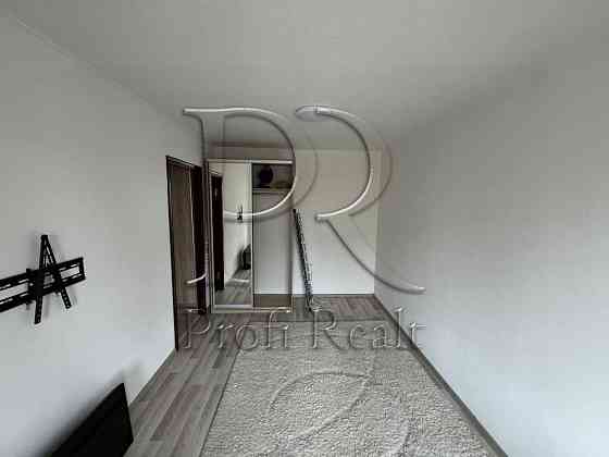 Продаж 2 кімнатної квартири на Оболоні, метро Мінська , парк Наталка Киев