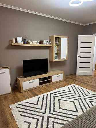 Продаж 1-кімнатної квартири з ремонтом ДЕСНЯНСЬКИЙ Р-Н Киев