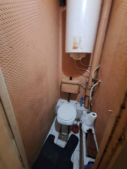 Сдам квартиру 1 этаж недорого жилое сост на Тополе 1 берём всех Дніпро - зображення 6