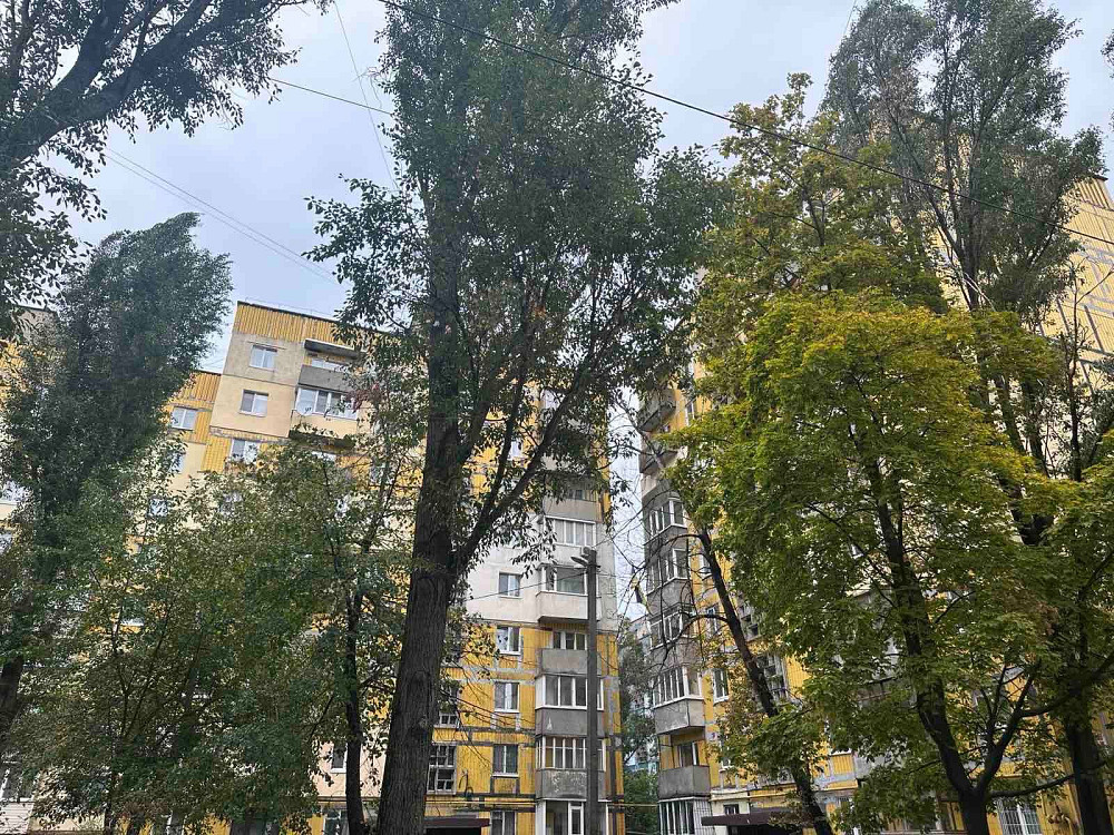 У продажі просторна 1-кім квартира Сокіл Дніпро - зображення 1