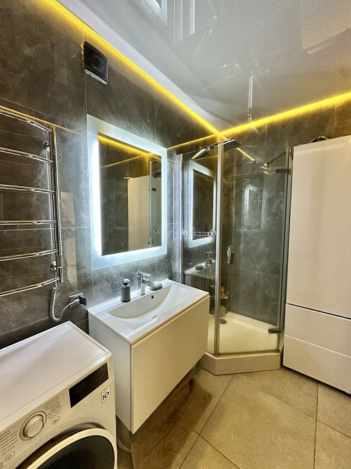 Простора однокімнатна з ремонтом! Мінімальні податки ! Держ.програми ! Ирпень - изображение 7