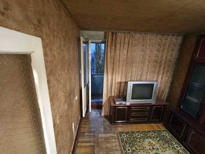 Продаж 1к квартири. Метро Почайна, Дорогожичі Київ - зображення 1