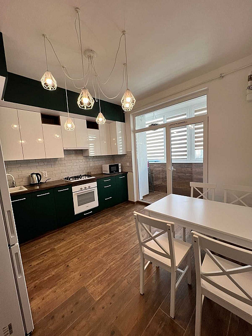 Оренда 2 кімнатної квартири по вулиці Угорська Львів - зображення 3