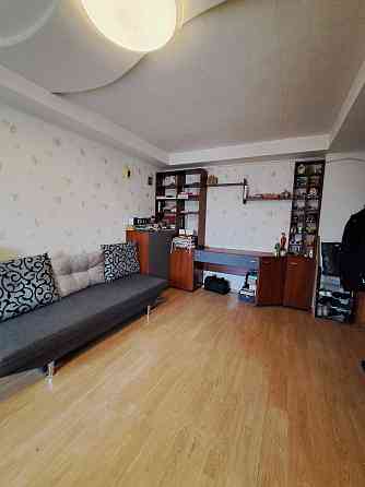 Здається 2 кімнатна квартира Дніпро