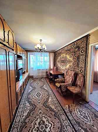 3 х кімнатна квартира біля ринку в центрі Кам`янець-Подільський