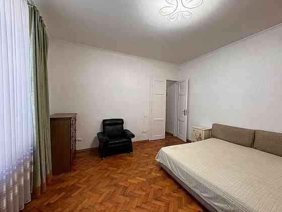 Здається 1 квартира по вул. Б. Руснаків Черновцы